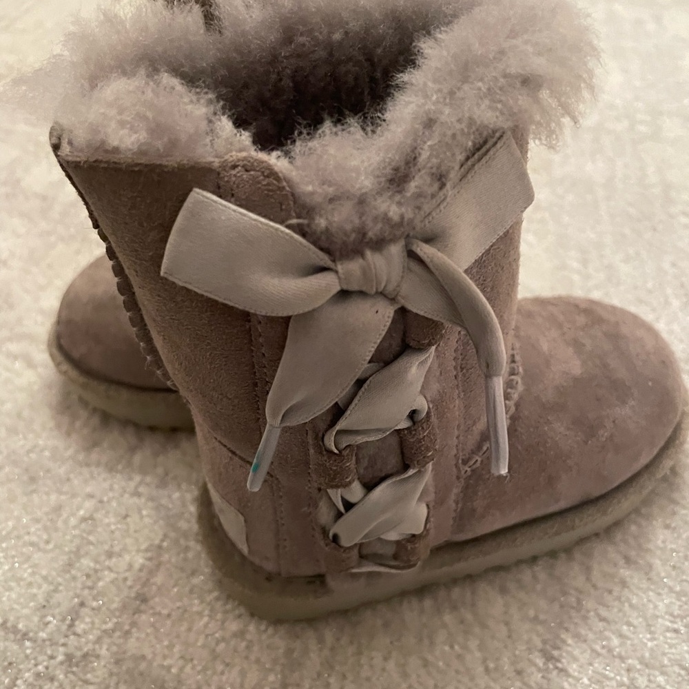 Size 7 toddler kids grey boots